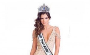 nueva-miss-colombia-e1422197857611-300x1